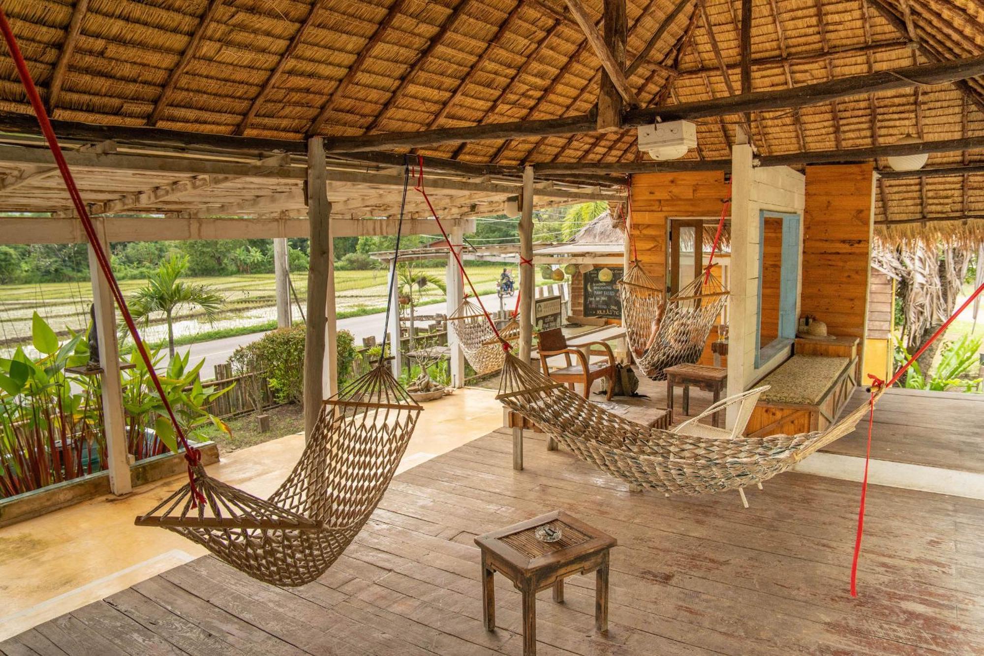 Butterfly Hostel, Pai Exteriör bild