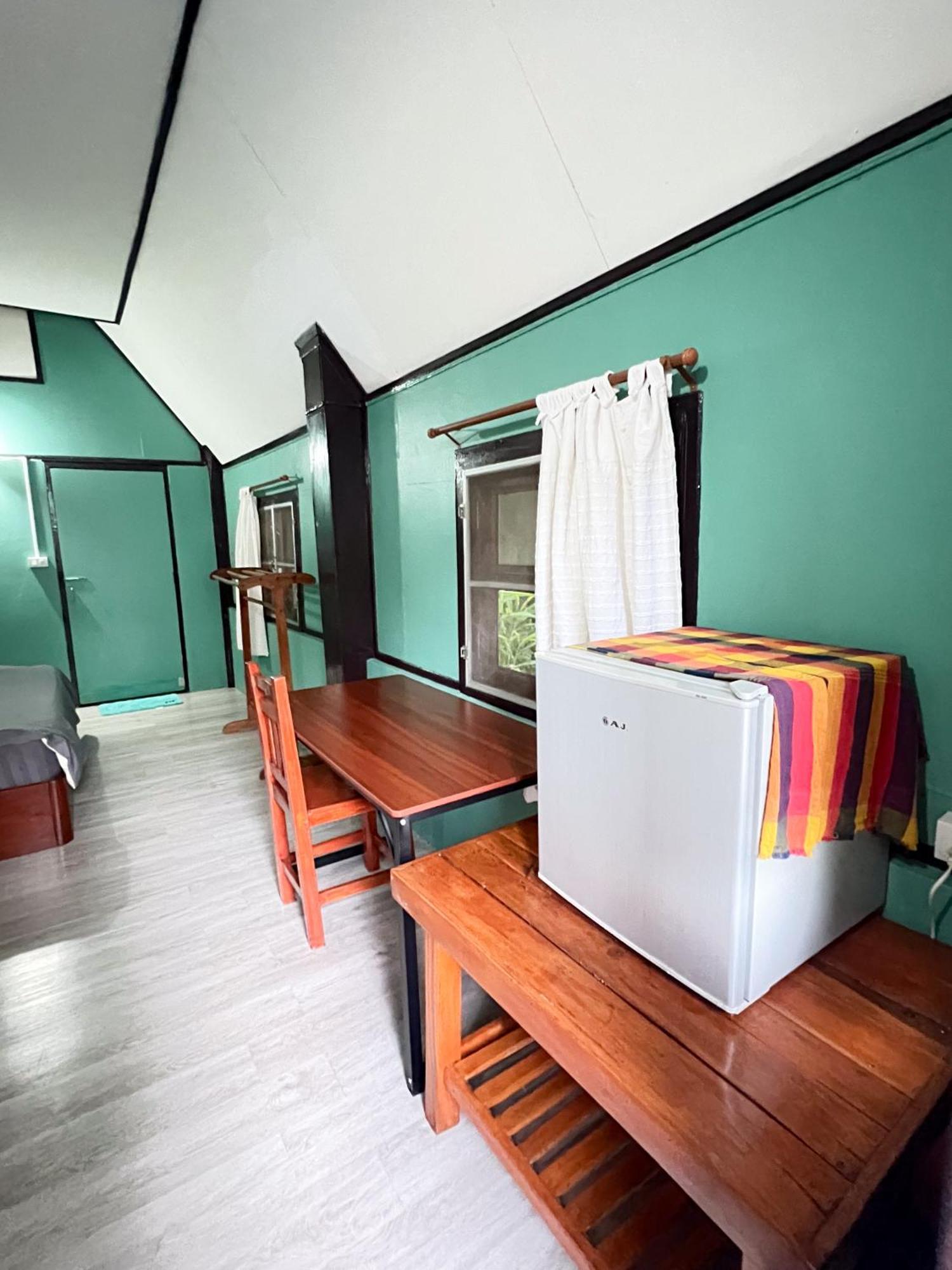 Butterfly Hostel, Pai Exteriör bild