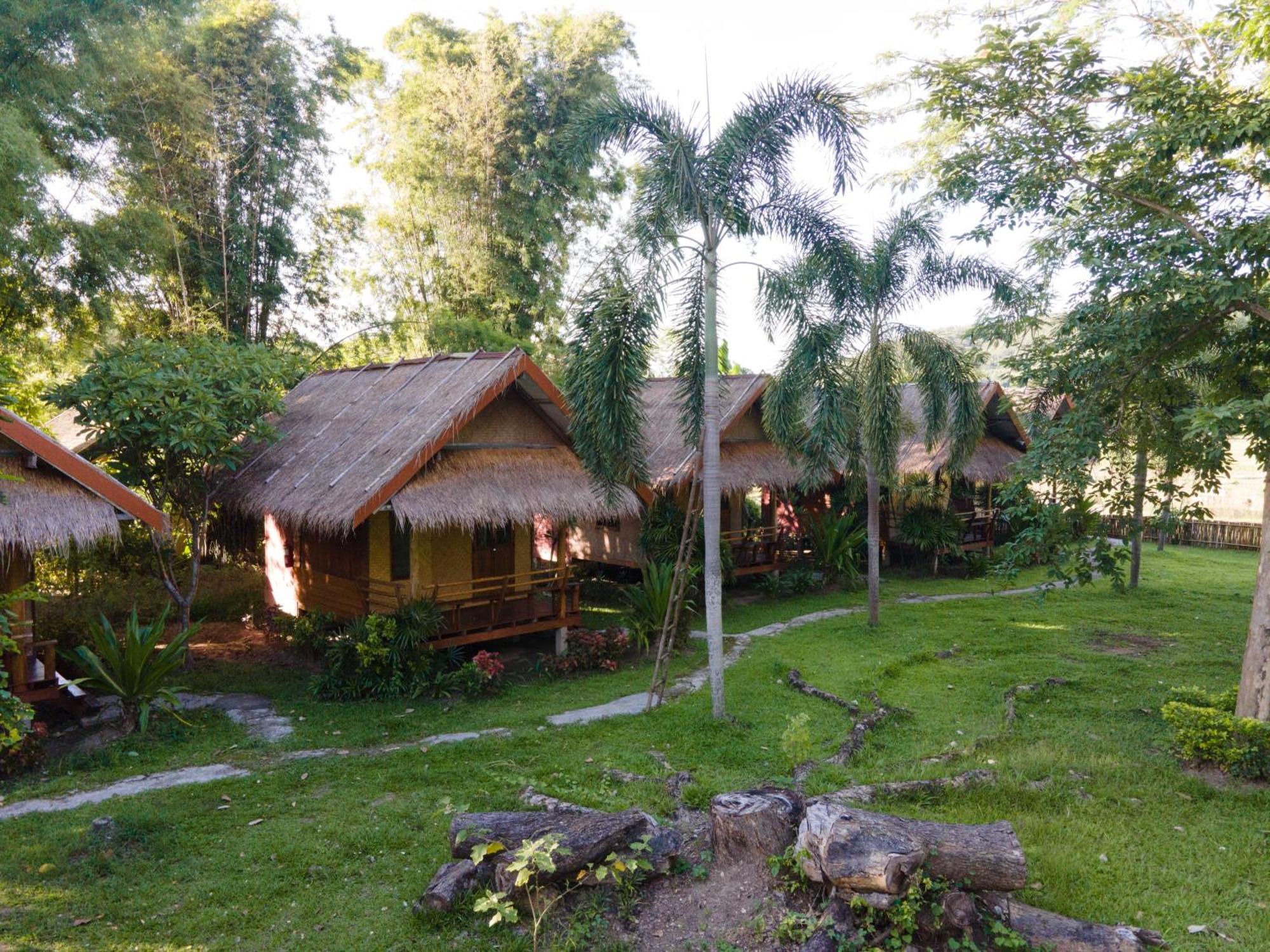 Butterfly Hostel, Pai Exteriör bild